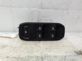 Interrupteur de leve vitre avant gauche dacia duster 2 phase 1