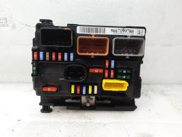 Boitier servitude moteur (BSM) peugeot 207 phase 2