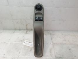 Interrupteur de leve vitre avant gauche renault zoe 1