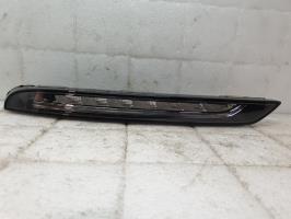 Optique avant secondaire droit (feux)(clignotant) porsche macan phase 1