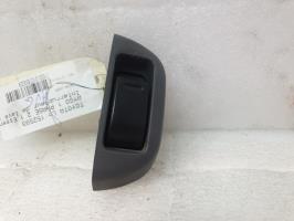 Interrupteur de leve vitre avant droit toyota aygo 1 phase 2