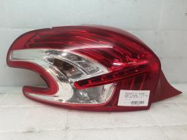 Feu arriere principal gauche (feux) peugeot 208 1 phase 1
