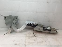 Charniere de capot renault zoe 1
