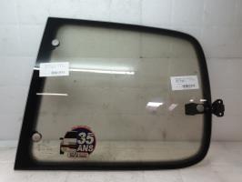 Vitre arriere gauche peugeot 205 phase 1