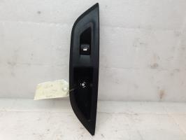 Interrupteur de leve vitre avant droit peugeot 2008 2