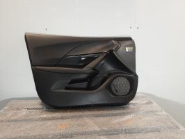 Panneau de porte avant gauche peugeot 2008 2