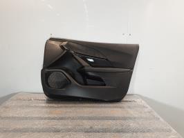 Panneau de porte avant droit peugeot 2008 2
