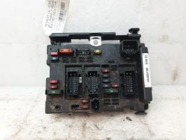 Boitier servitude moteur (BSM) peugeot 307 phase 1 break
