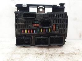Boitier servitude moteur (BSM) peugeot 407 phase 1