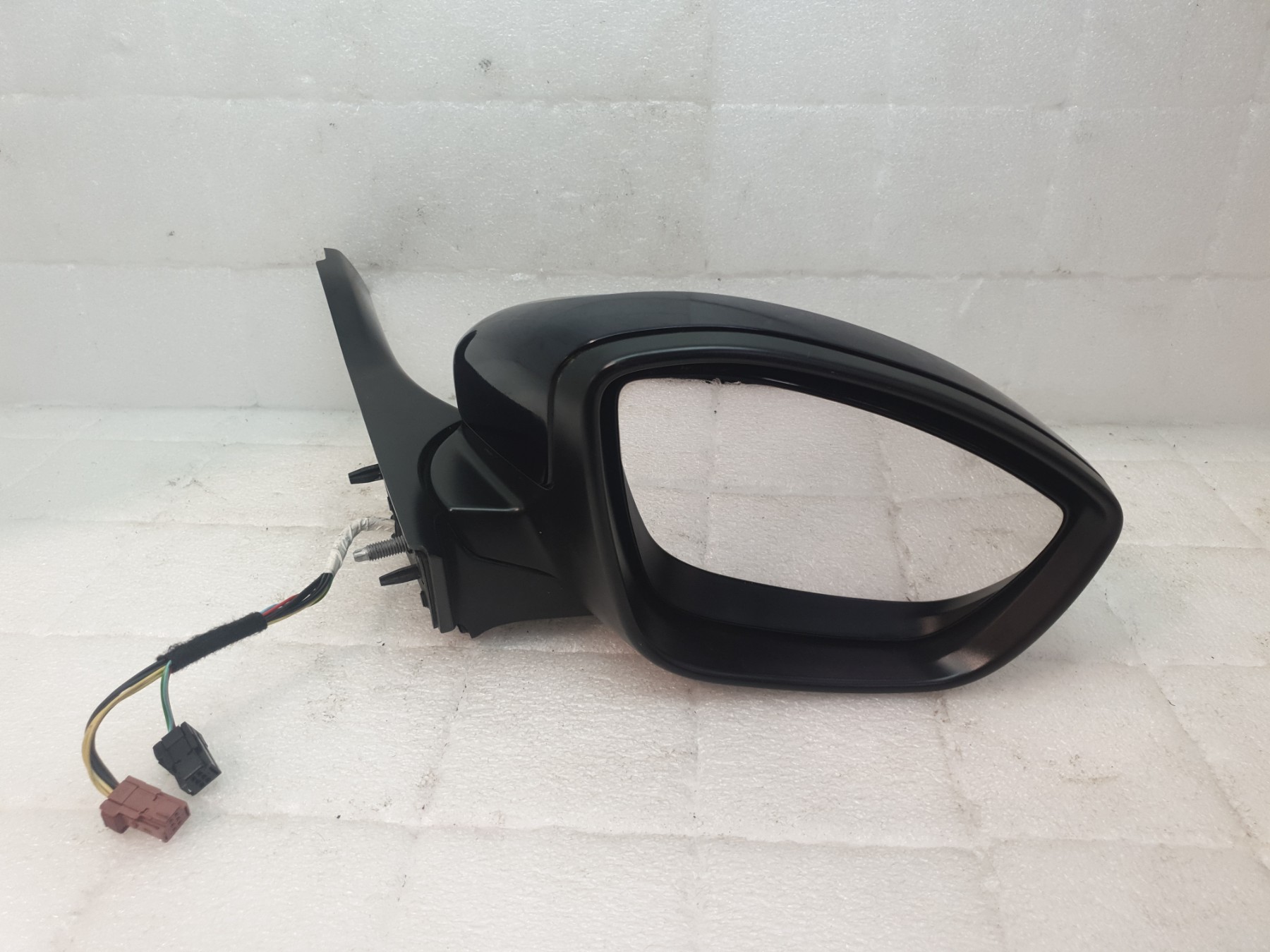 Retroviseur droit peugeot 208 1 phase 2