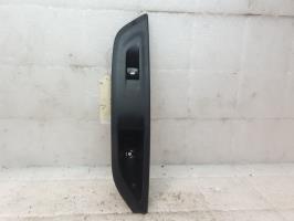 Interrupteur de leve vitre avant droit peugeot 208 2