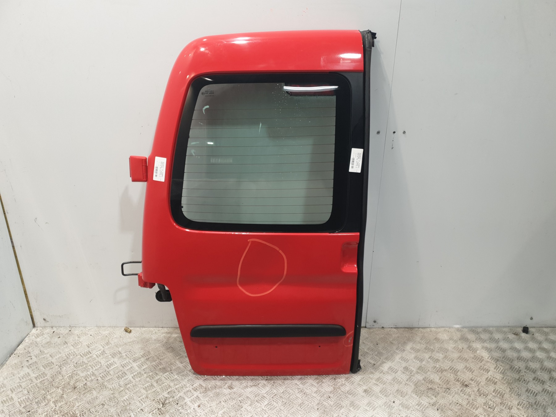 Porte de coffre gauche peugeot partner 1 phase 1