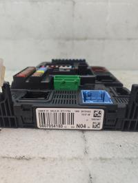 Boitier servitude moteur (BSM) peugeot 308 2 sw phase 1 break