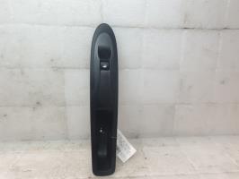 Interrupteur de leve vitre avant droit citroen ds3 phase 1