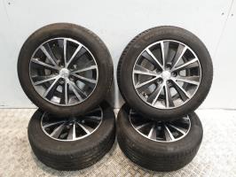 Jeu de 4 jantes  peugeot 308 2 phase 1