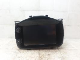 Ecran GPS peugeot 108