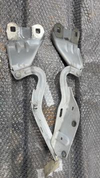 Charniere de capot volkswagen touran 1 phase 1