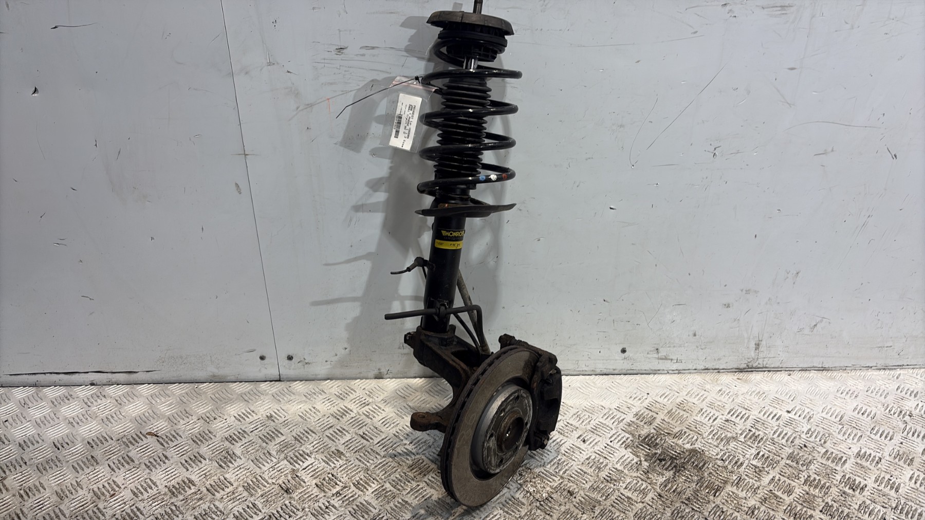 Demi train avant droit peugeot 208 1 phase 1