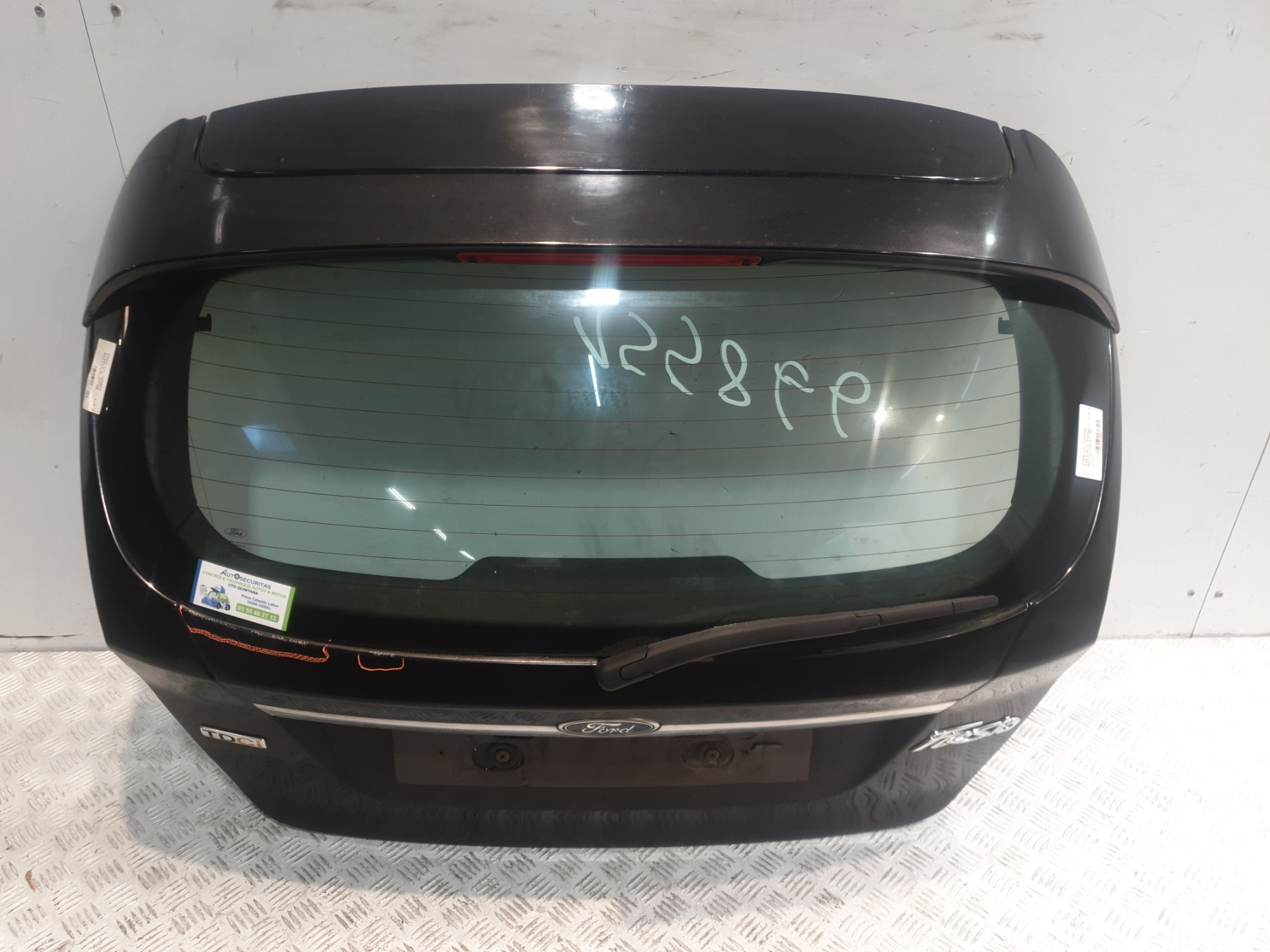 Malle/Hayon arriere ford fiesta 6 phase 1