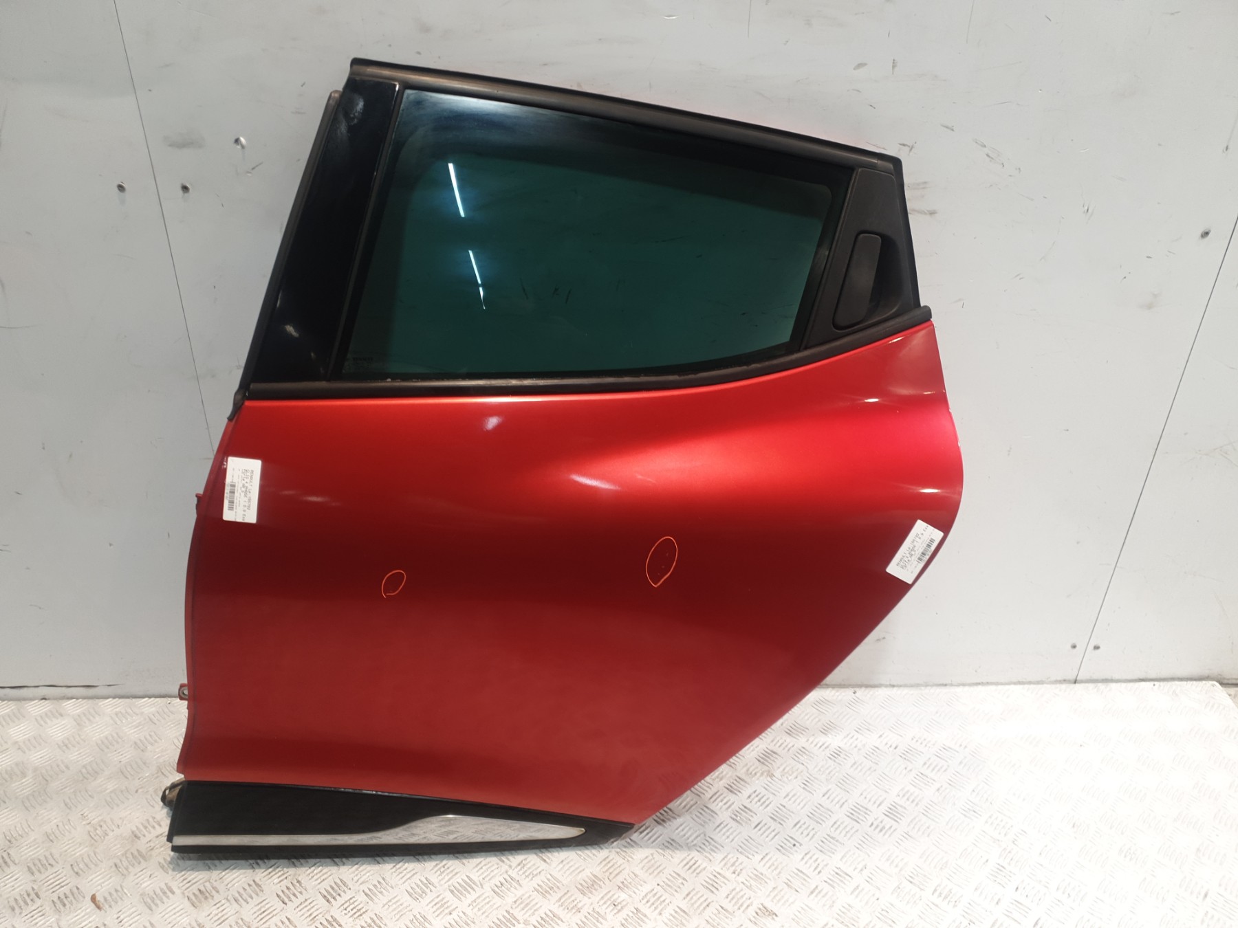 Porte arriere gauche renault clio 4 phase 1