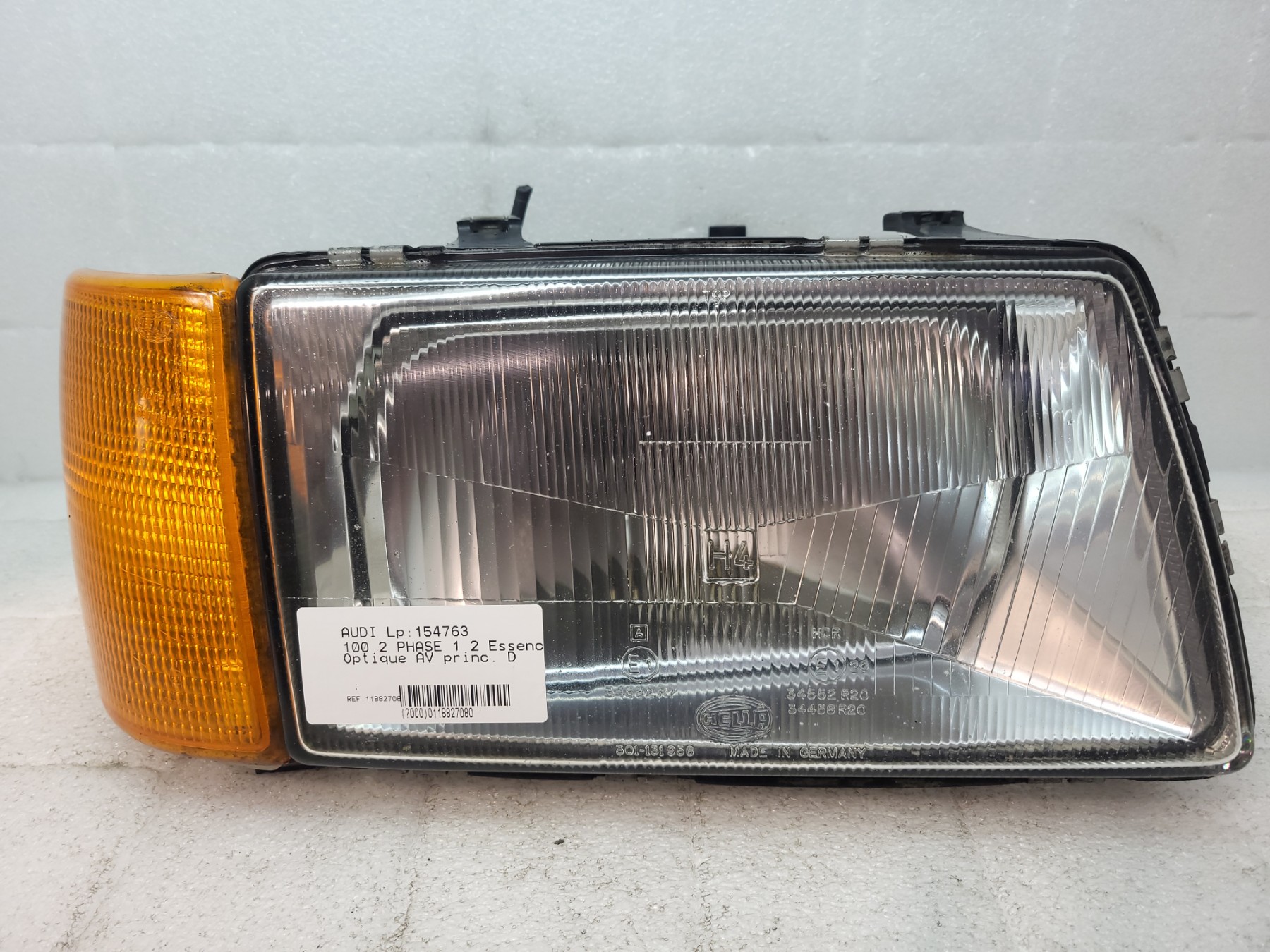 Optique avant principal droit (feux)(phare) audi 100 2 phase 1