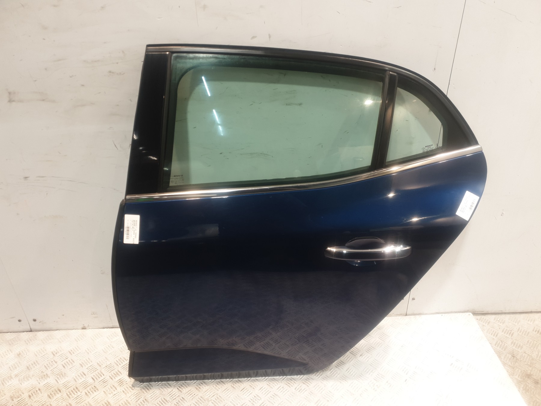 Porte arriere gauche renault megane 4 phase 1