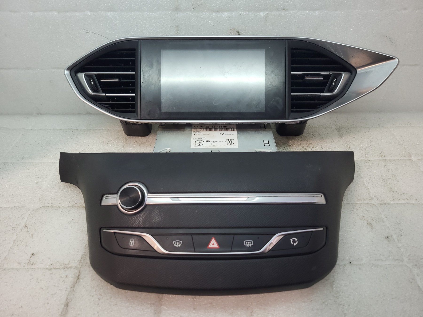 Ecran GPS peugeot 308 2 phase 1