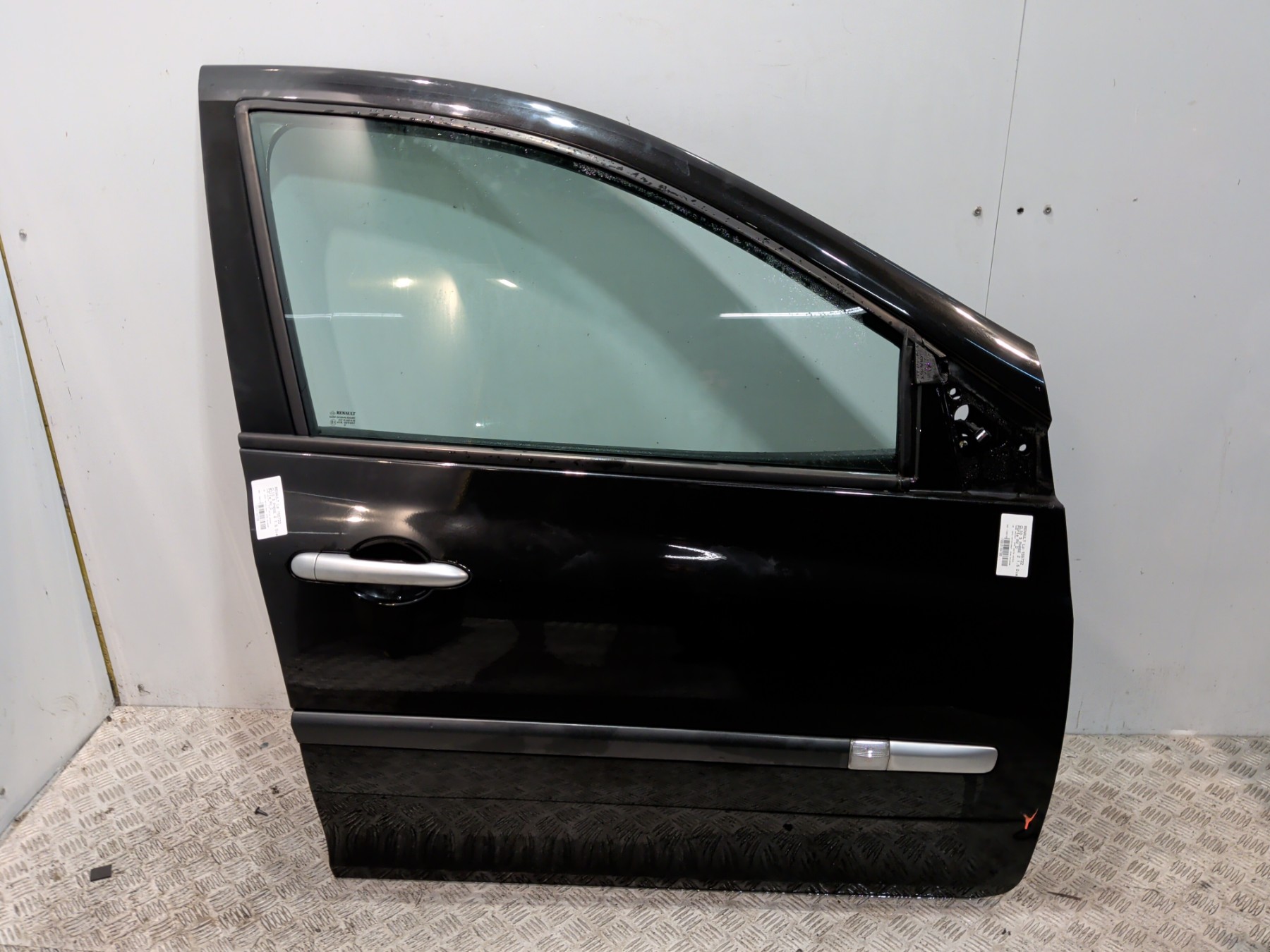 Porte avant droit renault clio 3 phase 2