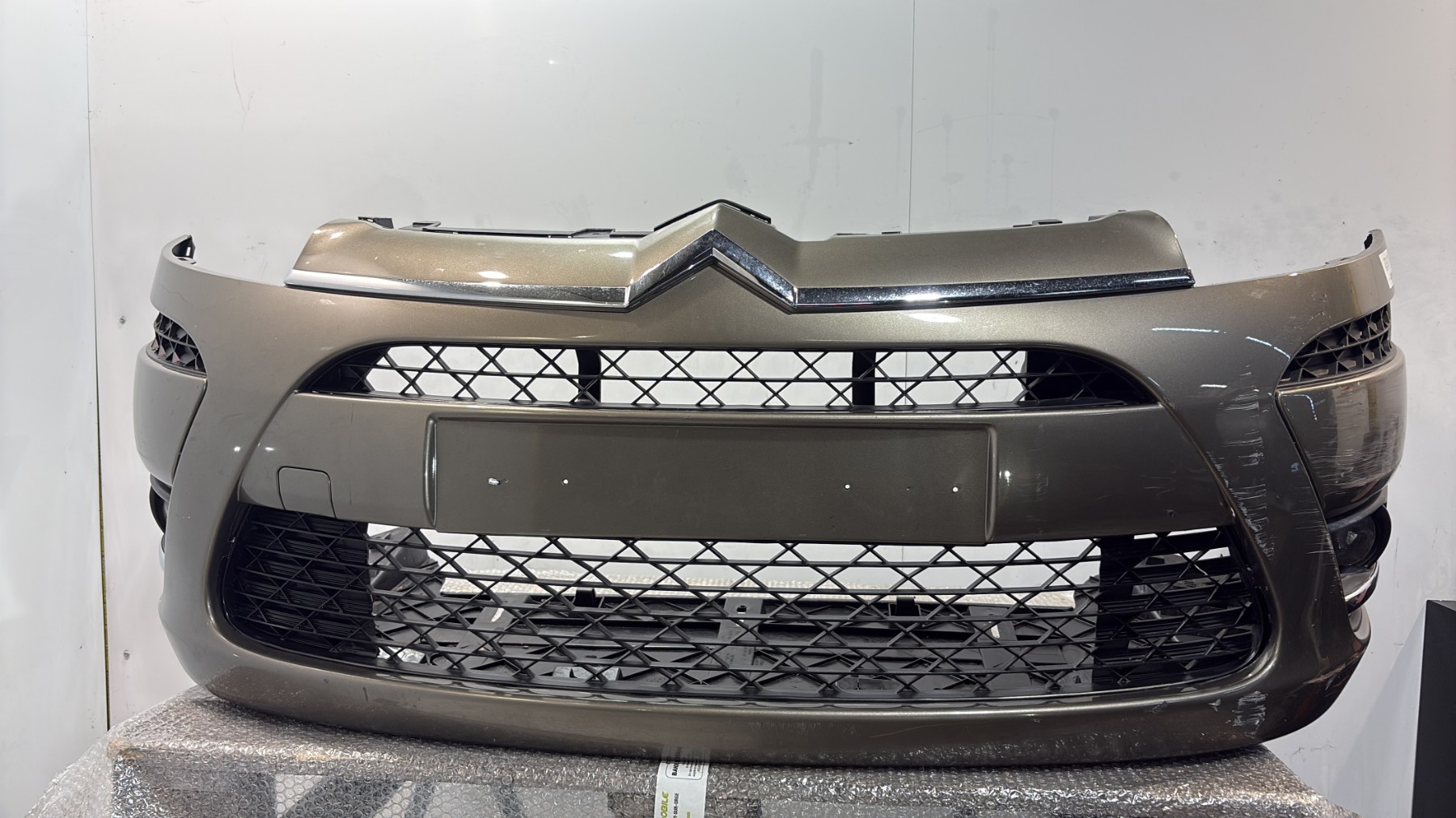 Pare choc avant citroen c4 picasso 1