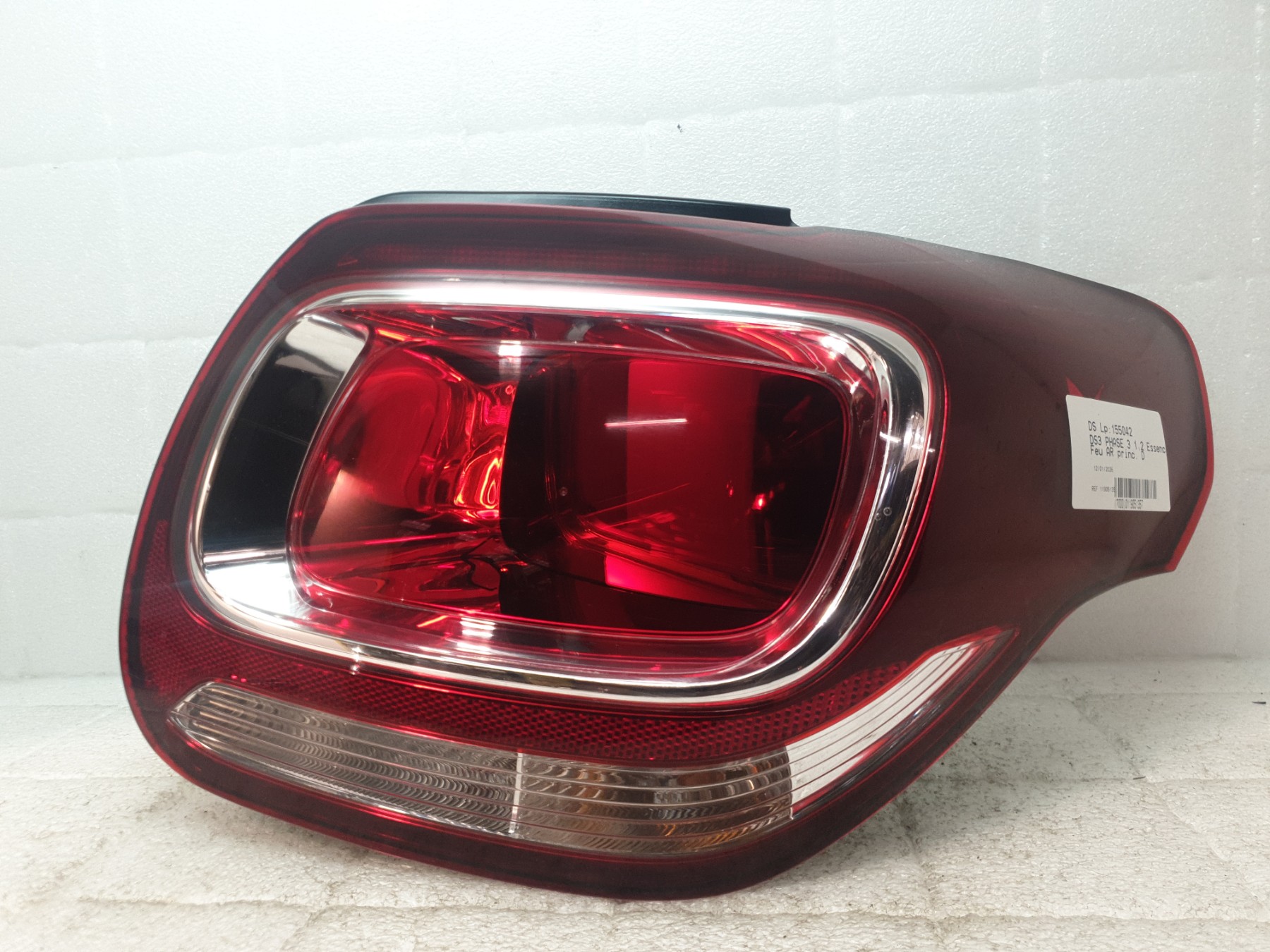 Feu arriere principal droit (feux) ds ds3 phase 3