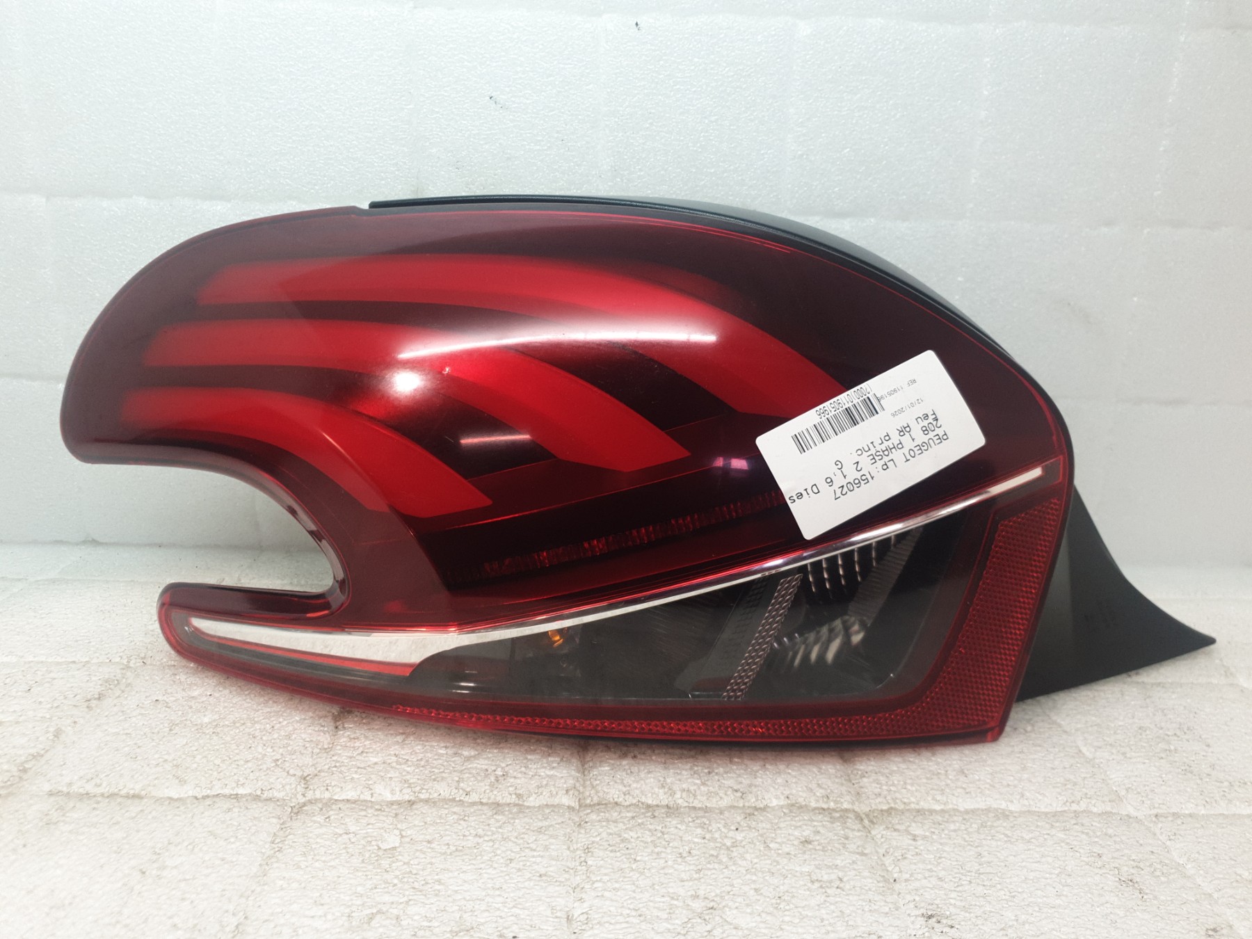 Feu arriere principal gauche (feux) peugeot 208 1 phase 2