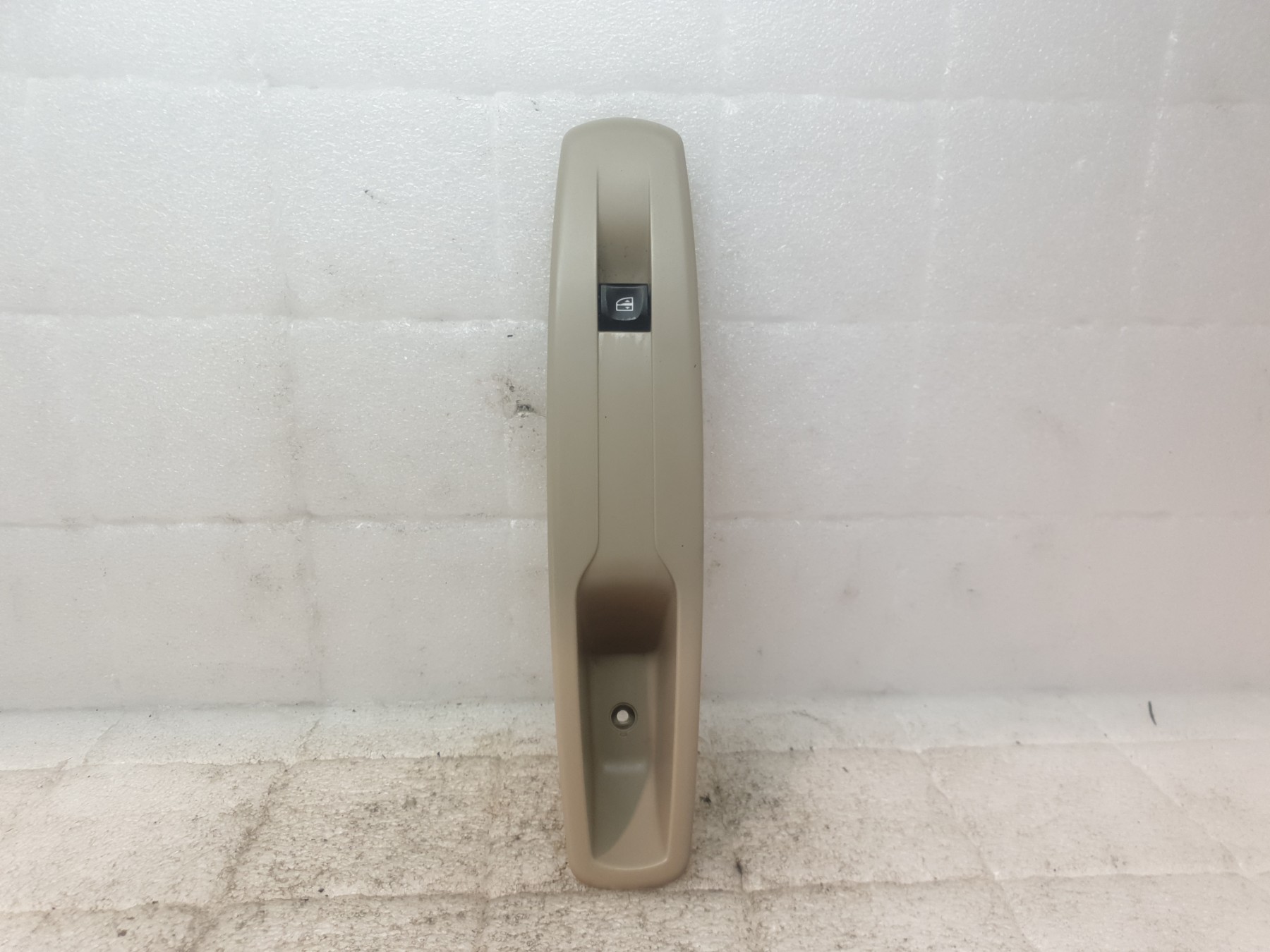 Interrupteur de leve vitre avant droit renault grand scenic 3 phase 3