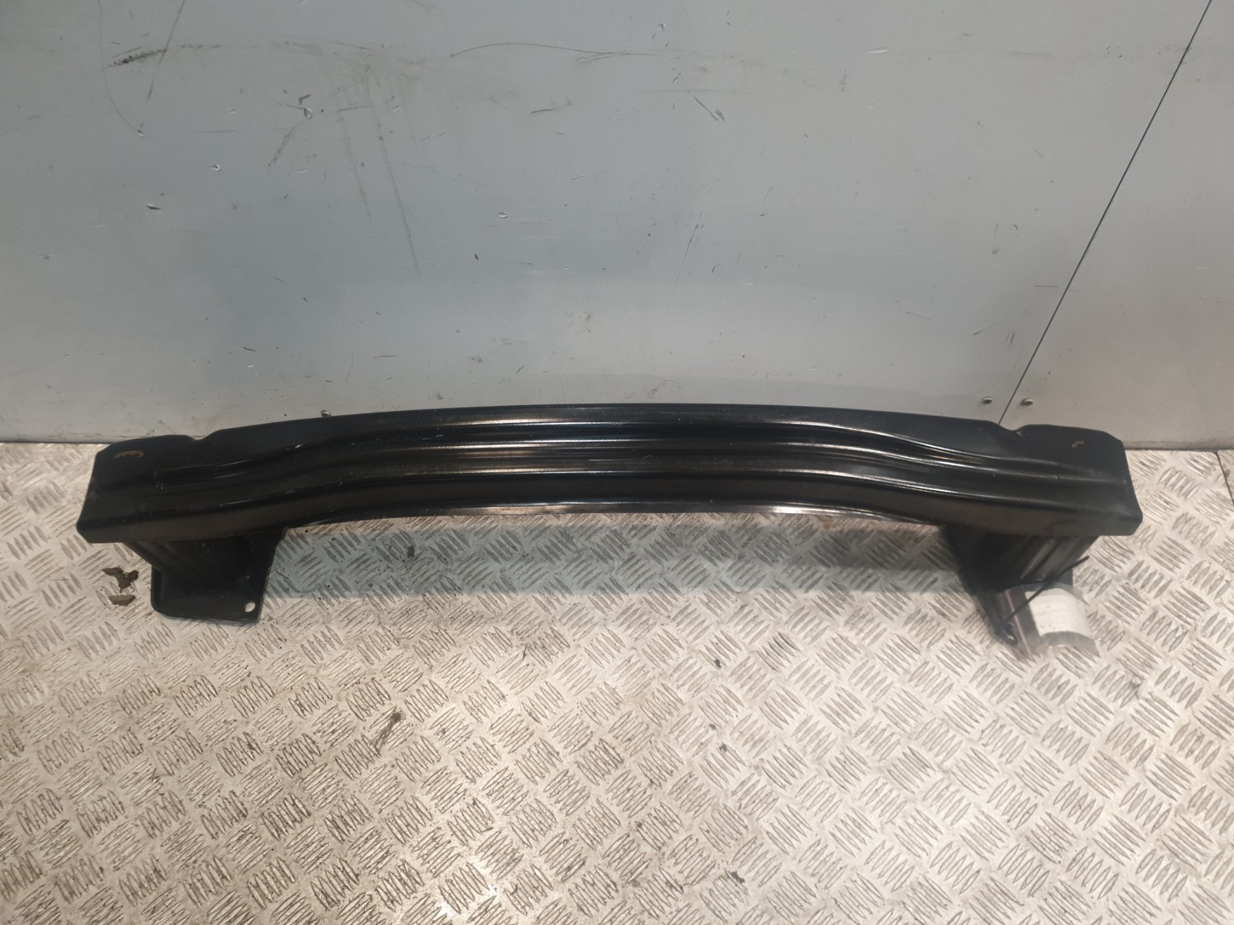 Renfort pare choc arriere (traverse) audi a1 1 phase 1