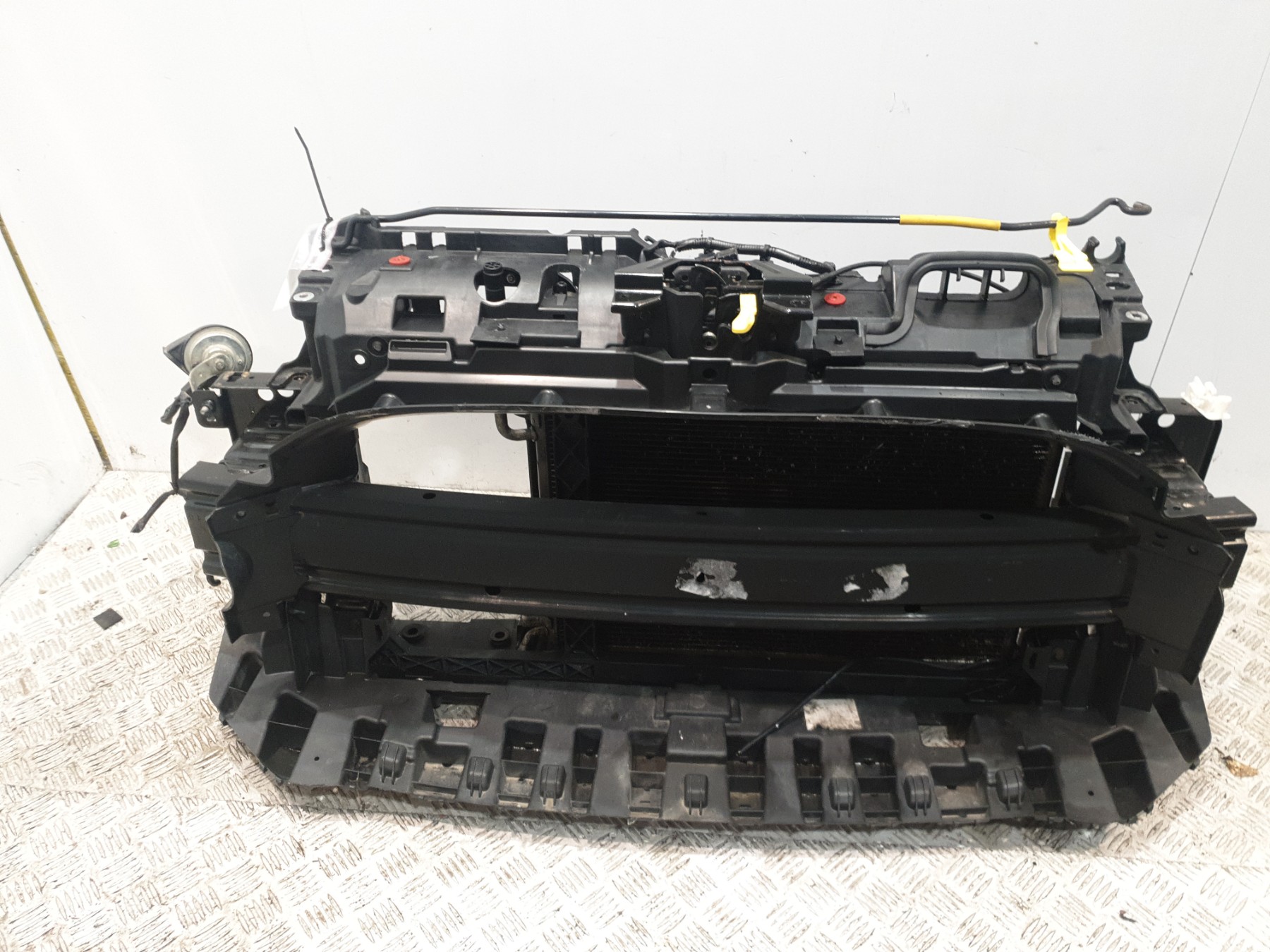 Face avant ford fiesta 6 phase 2