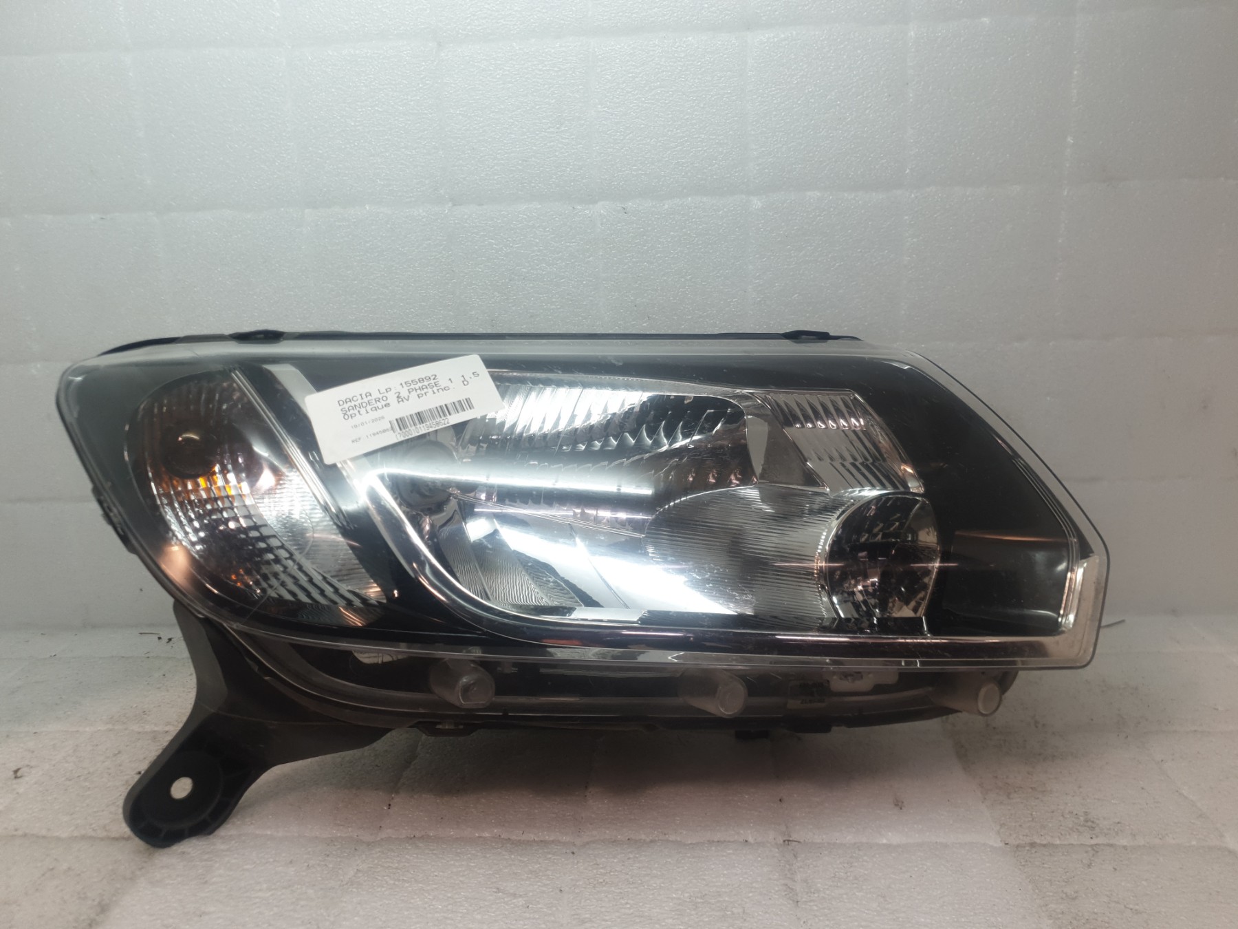 Optique avant principal droit (feux)(phare) dacia sandero 2 phase 1