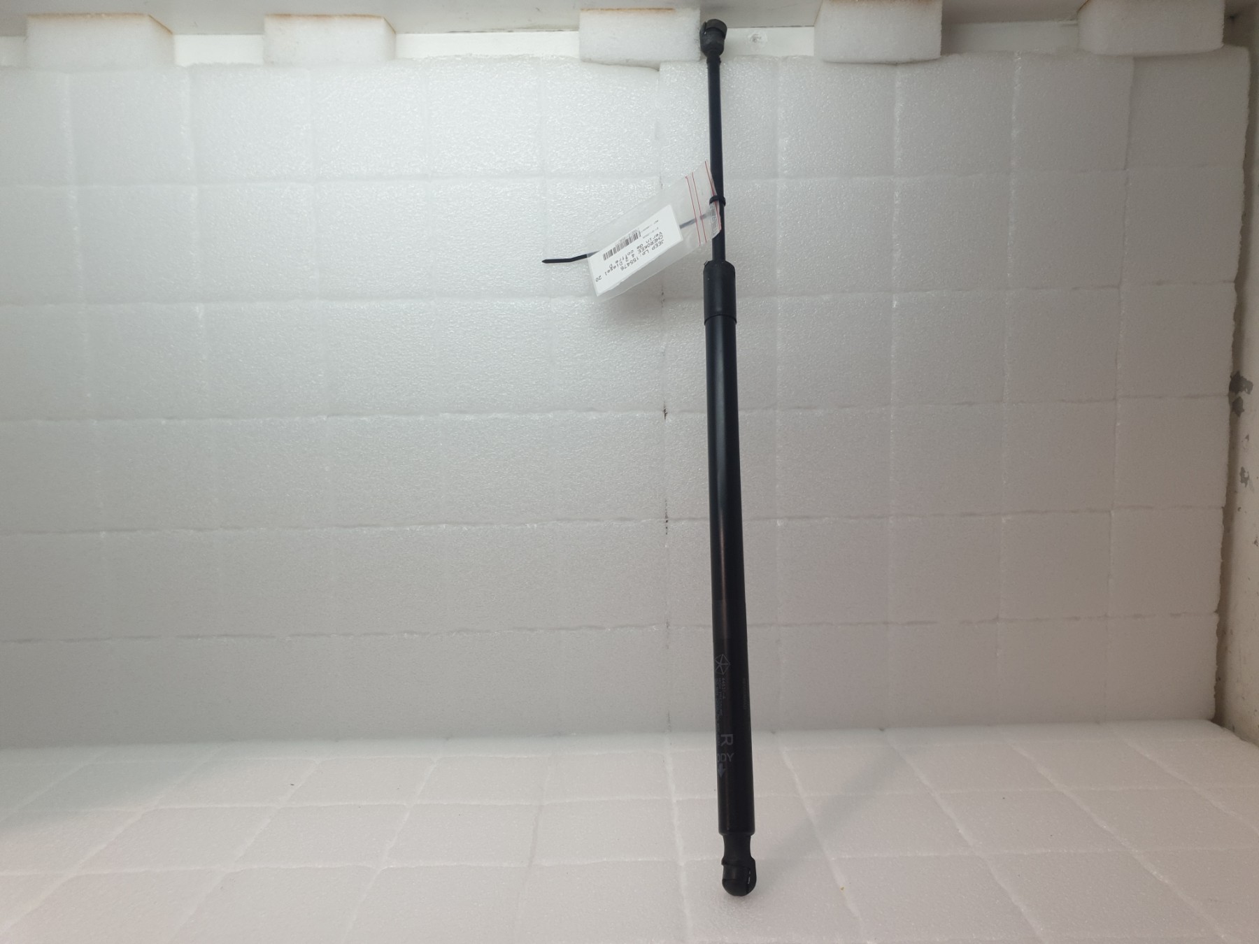 Verin de coffre droit jeep cherokee 4