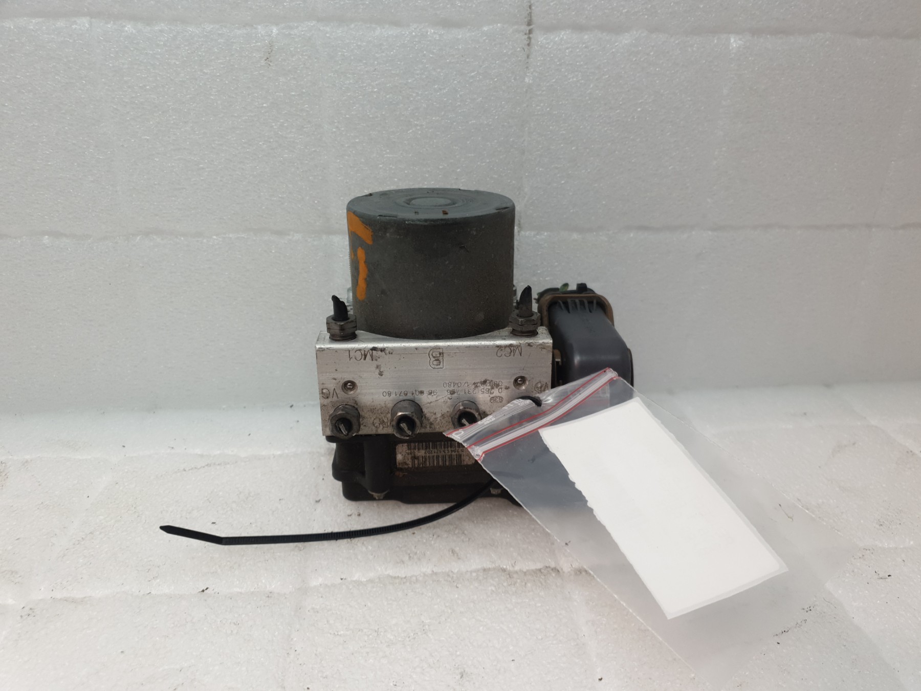 Bloc ABS (freins anti-blocage) peugeot 308 1 phase 1