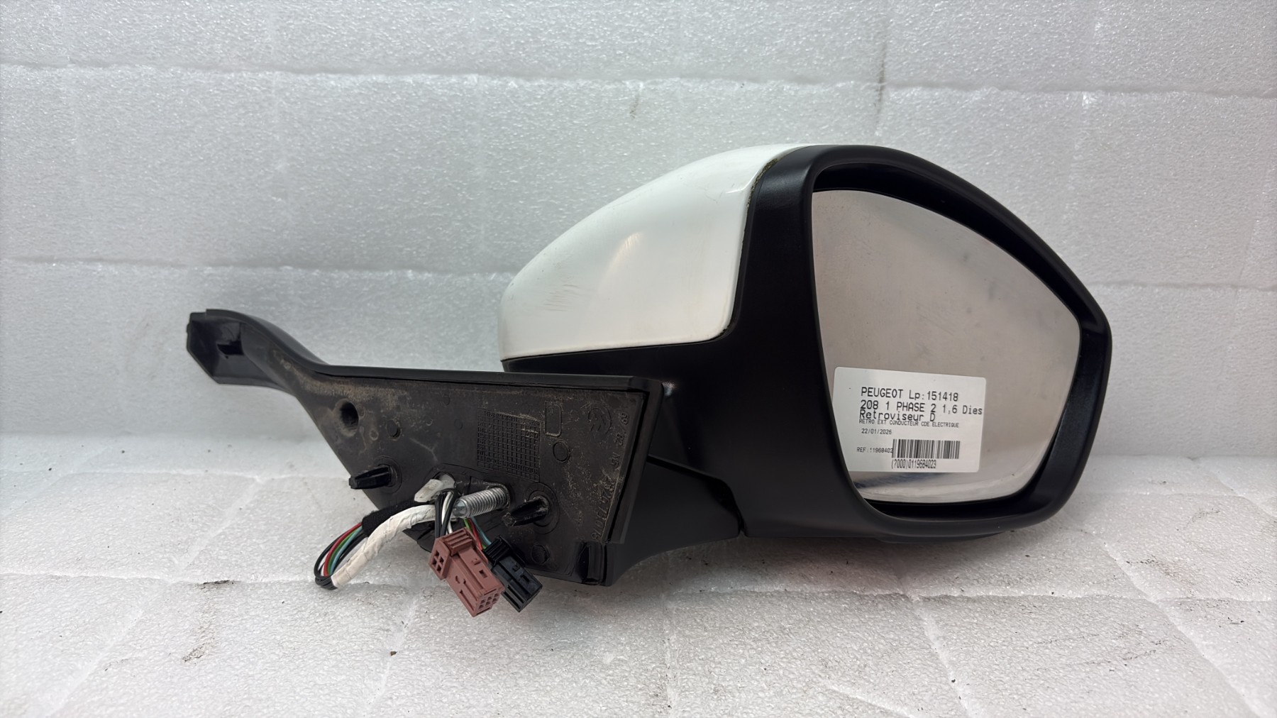 Retroviseur droit peugeot 208 1 phase 2