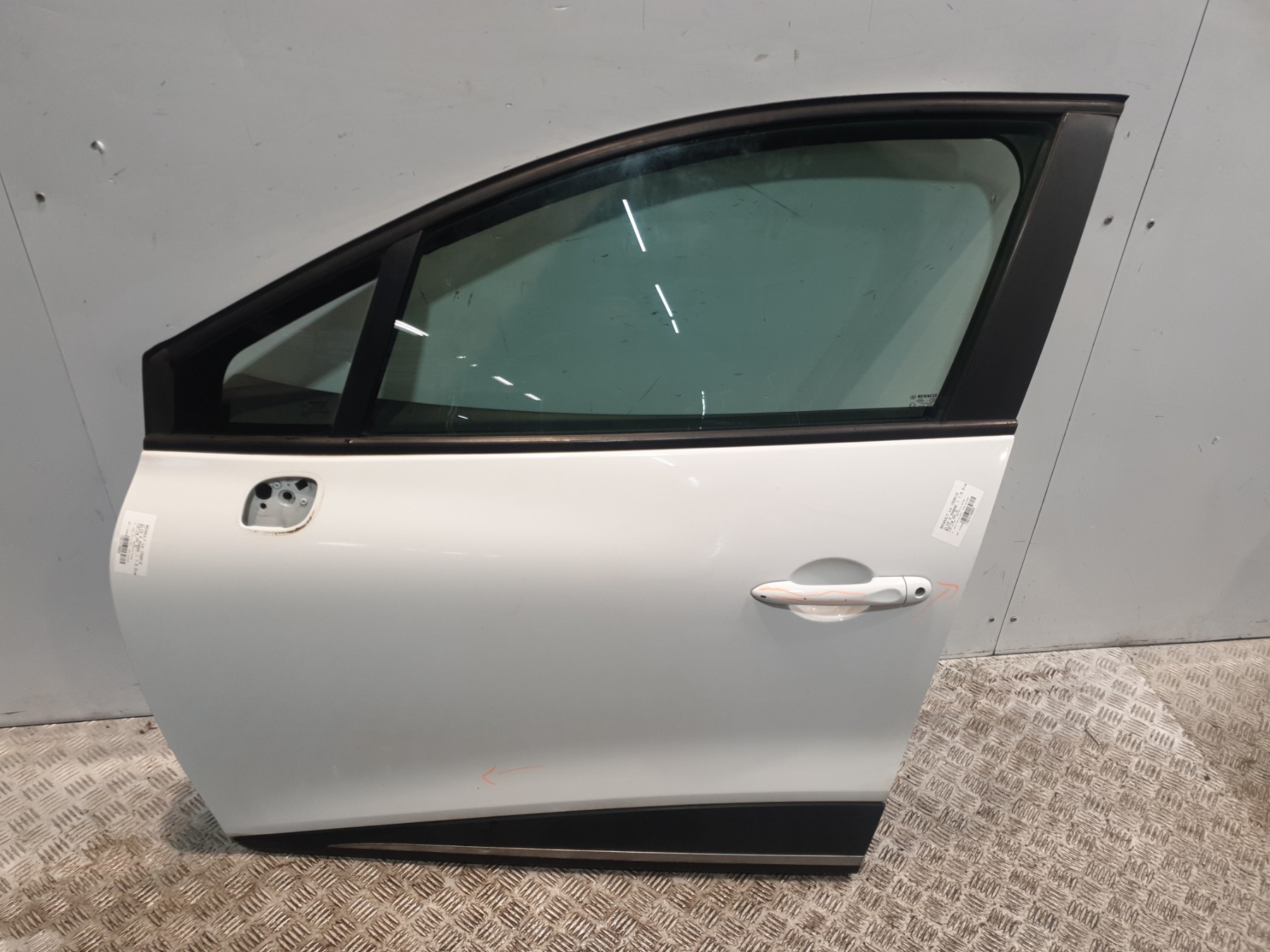 Porte avant gauche renault clio 4 phase 1