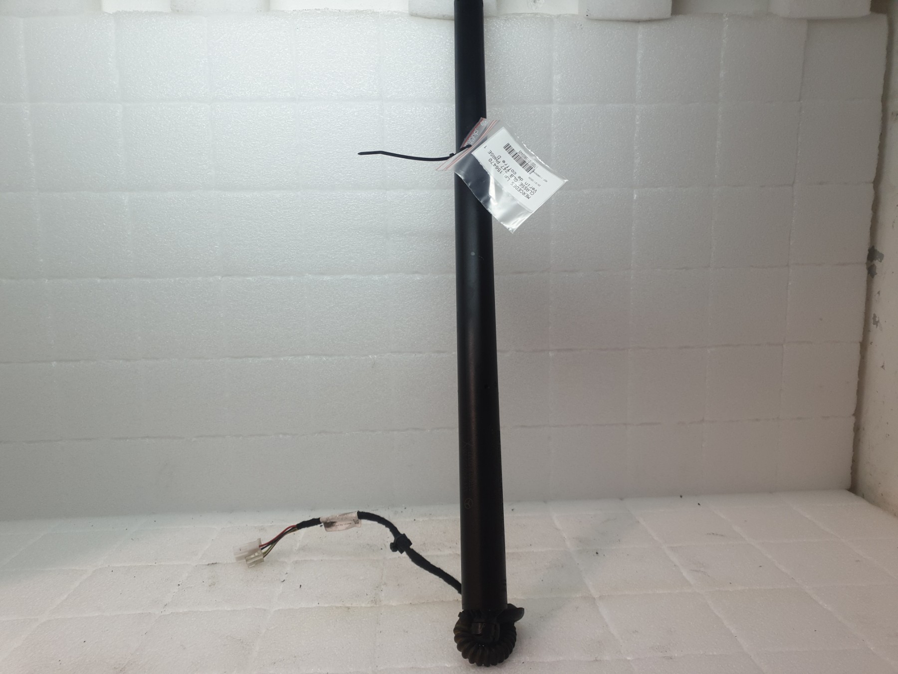 Verin de coffre droit mercedes classe glb 247 phase 1