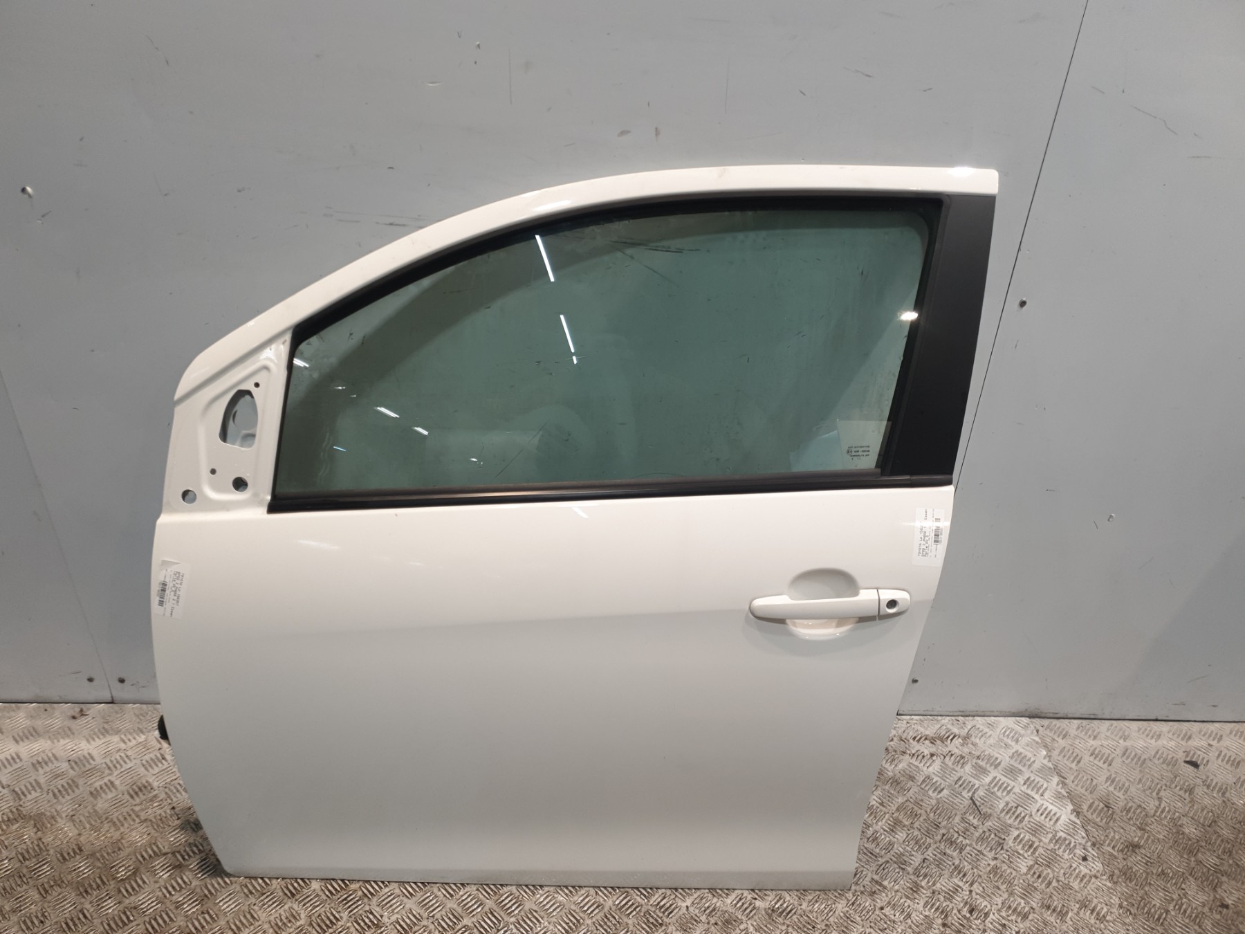 Porte avant gauche toyota aygo 2 phase 2