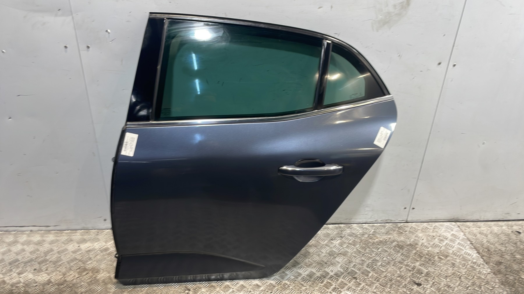 Porte arriere gauche renault megane 4 phase 1