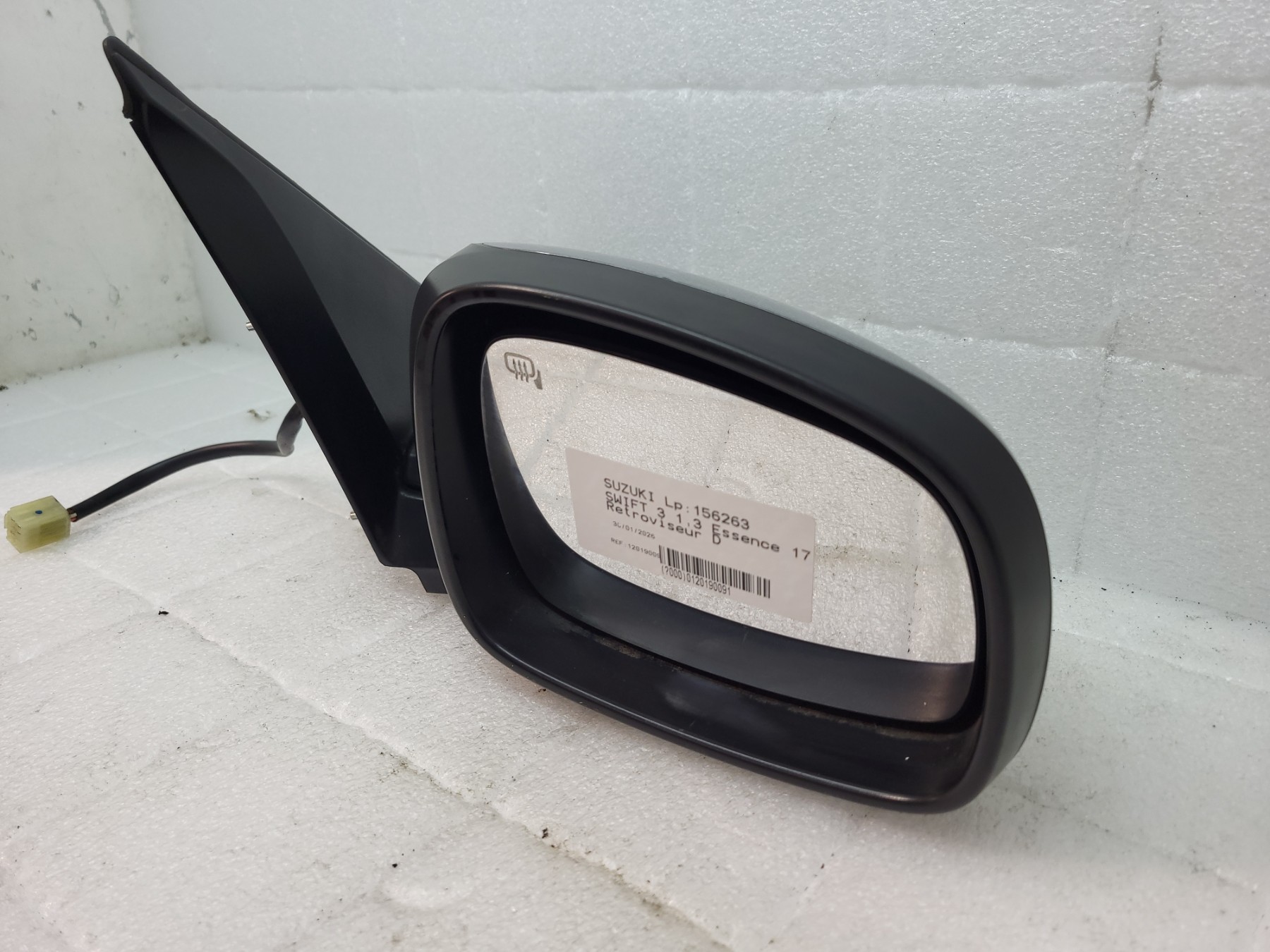 Retroviseur droit suzuki swift 3