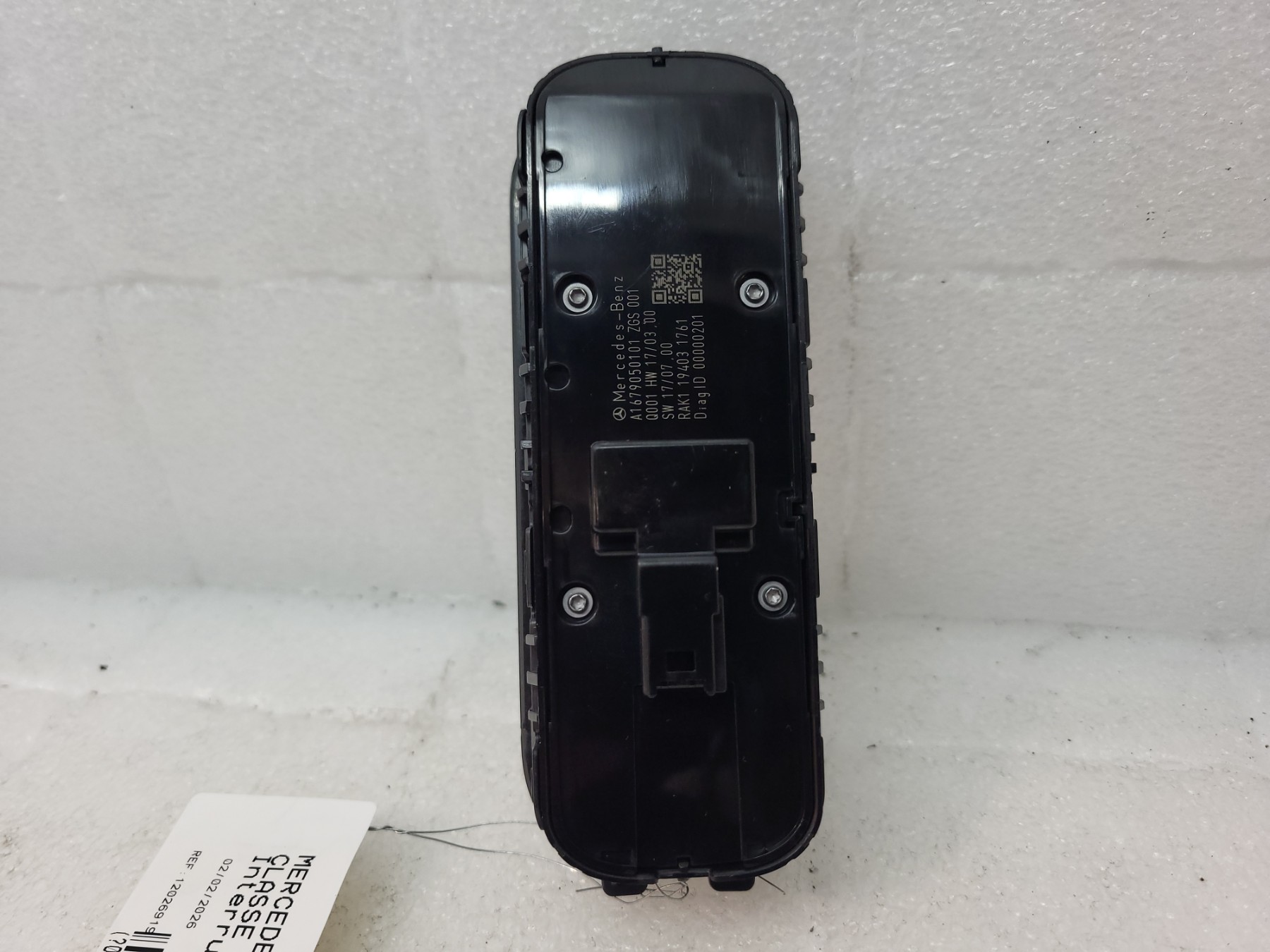 Interrupteur de leve vitre avant gauche mercedes classe a 177 phase 1