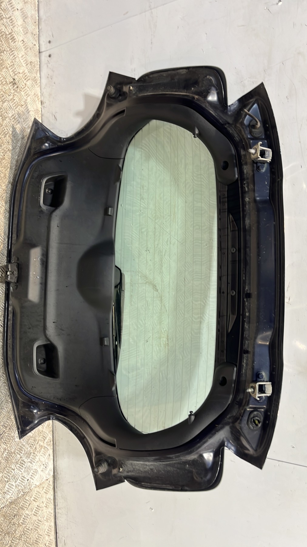 Malle/Hayon arriere peugeot 208 1 phase 2