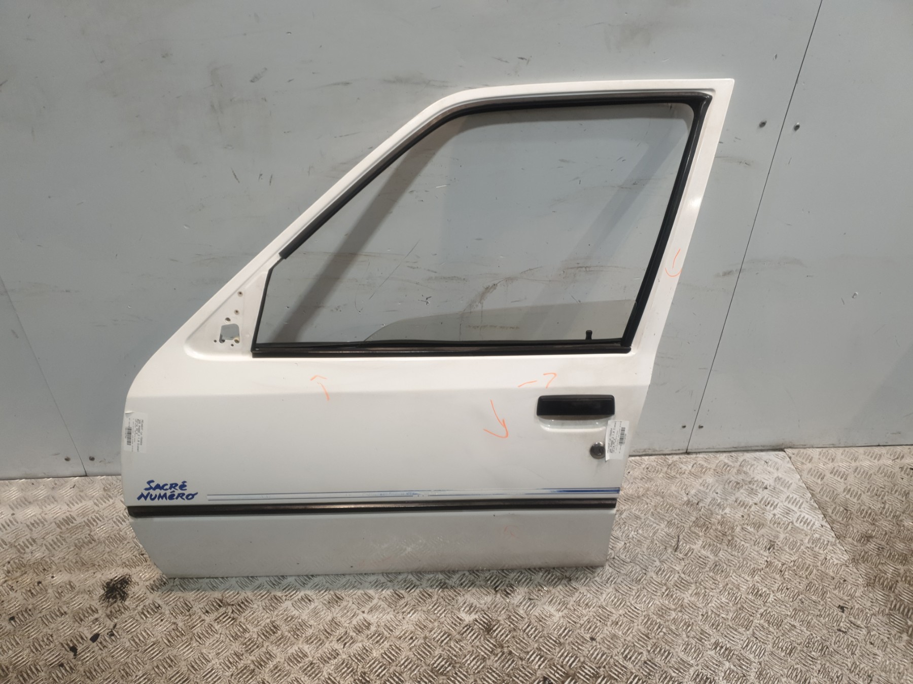 Porte avant gauche peugeot 205 phase 2
