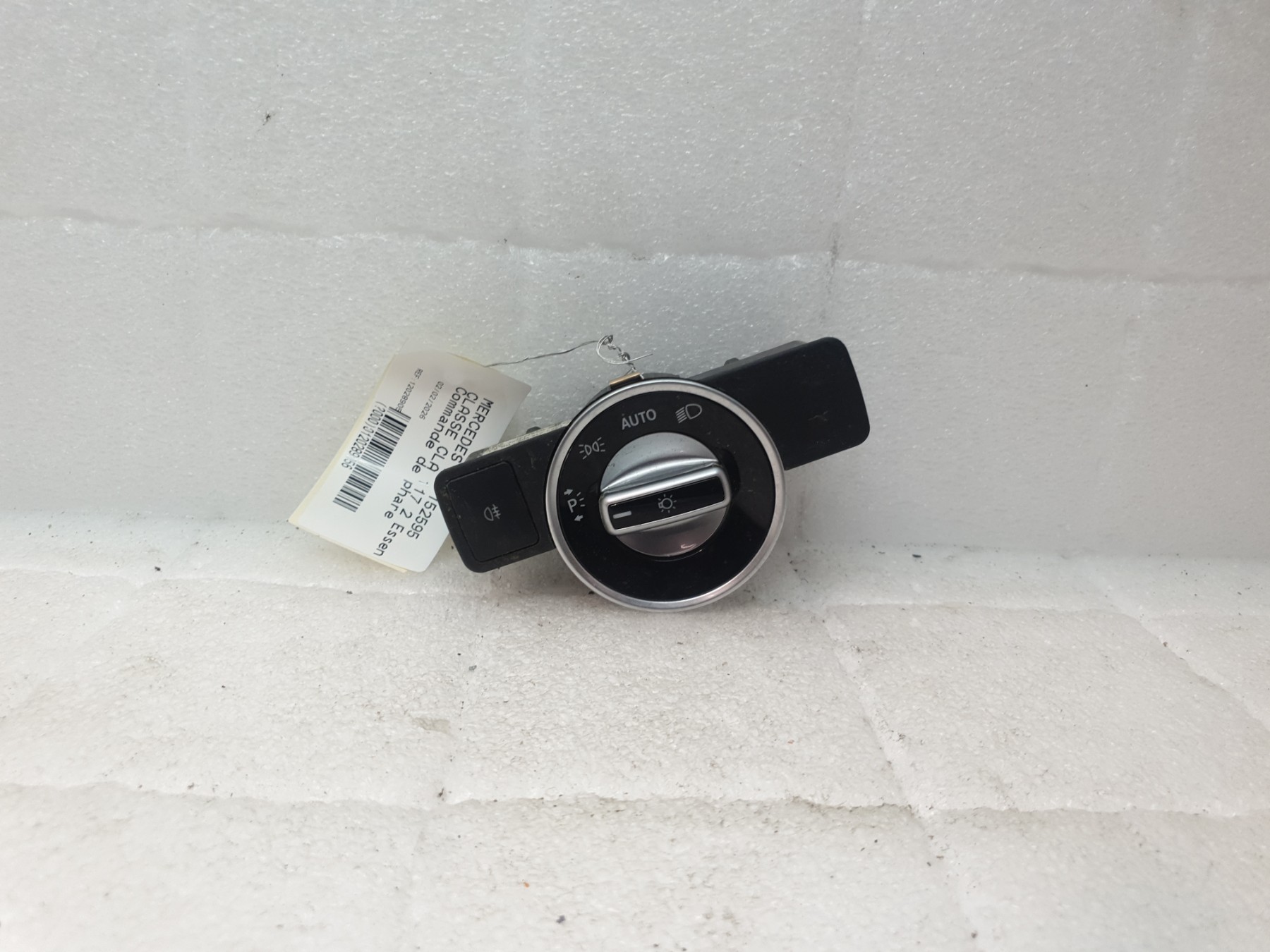 Commande de phare mercedes classe cla 117