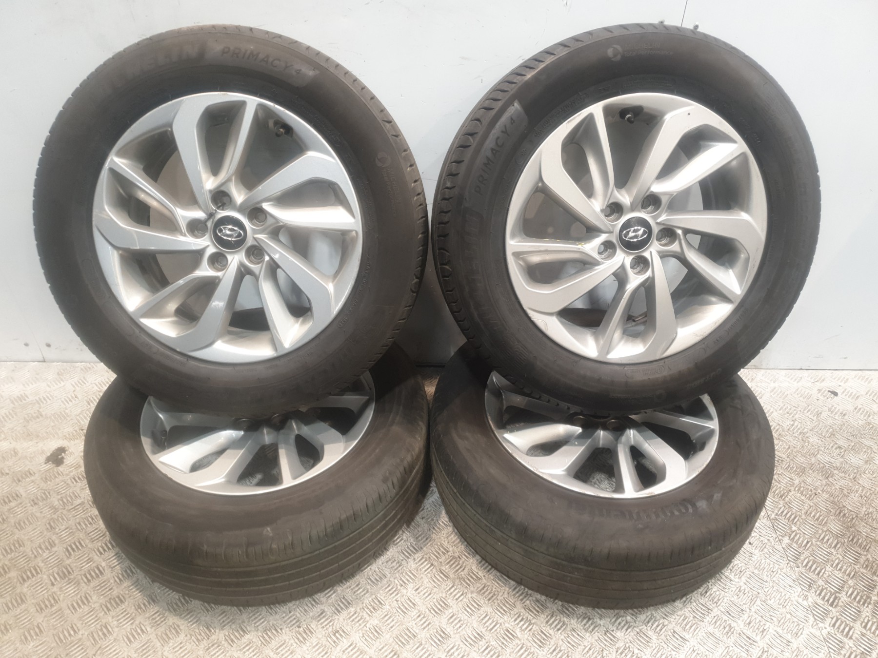 Jeu de 4 jantes  hyundai tucson 2 phase 1