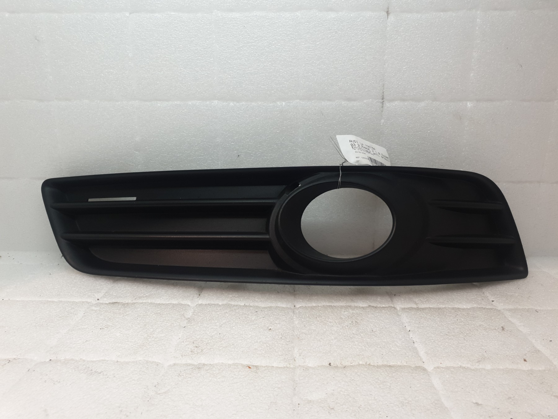 Enjoliveur anti brouillard audi a3 2 phase 2