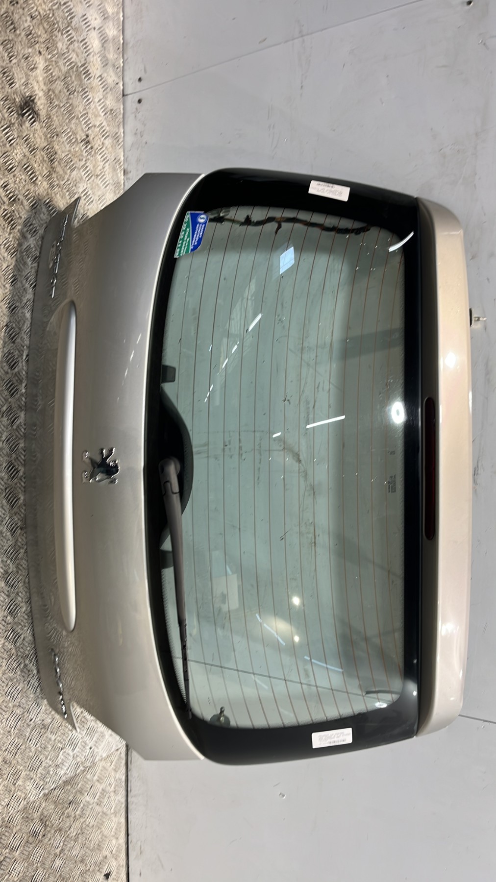 Malle/Hayon arriere peugeot 206 phase 2